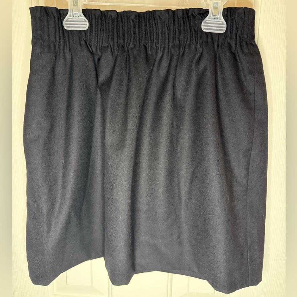 J.Crew Black wool Sidewalk Skirt with pockets Size 8